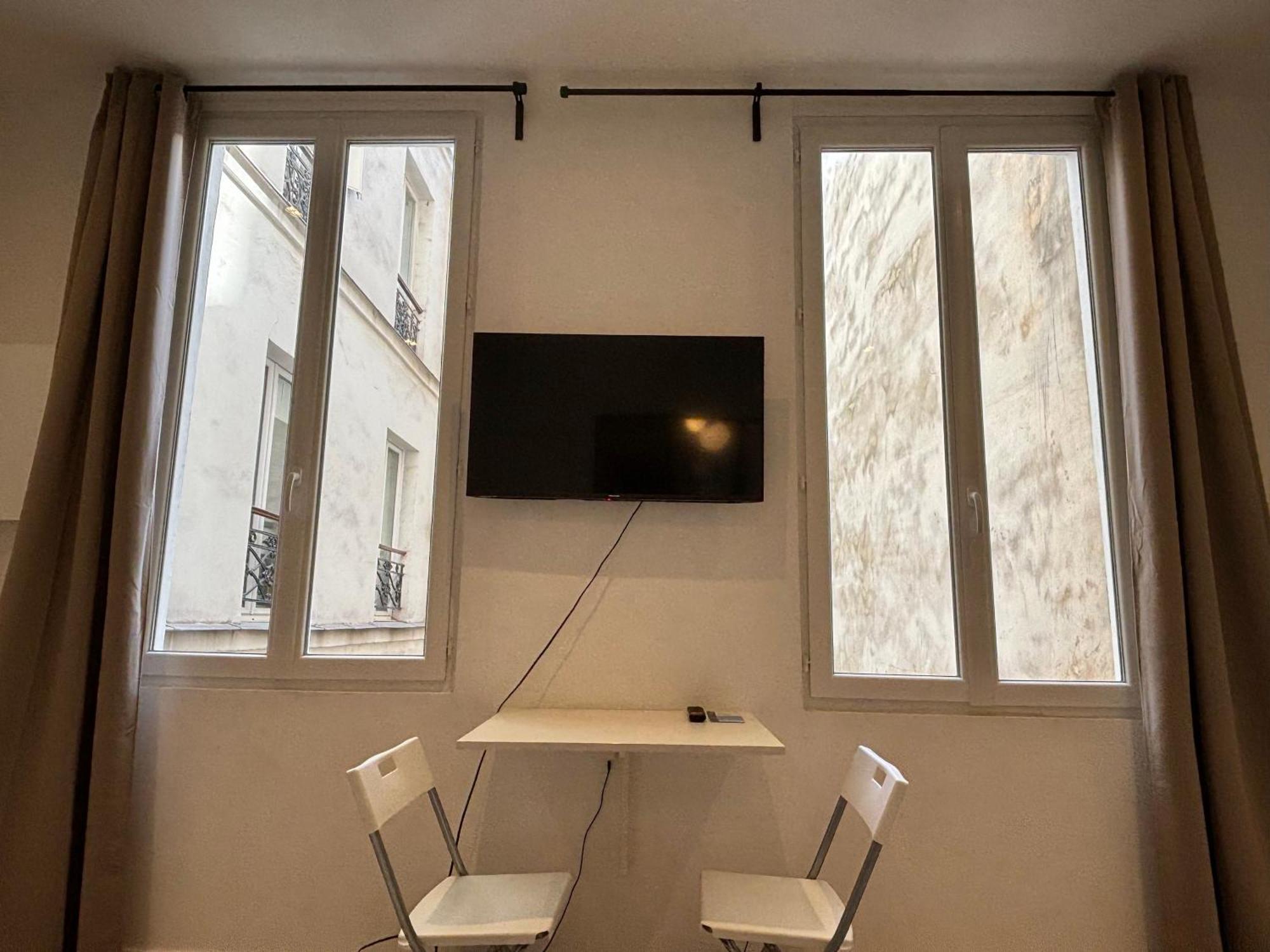 Appartement Contemporain Republique - Temple Paris Exterior photo